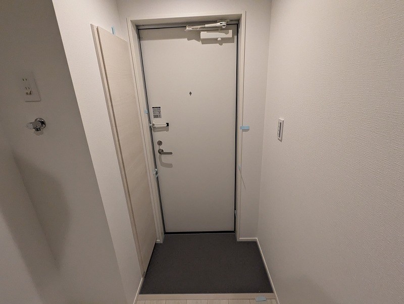 玄関　現況優先