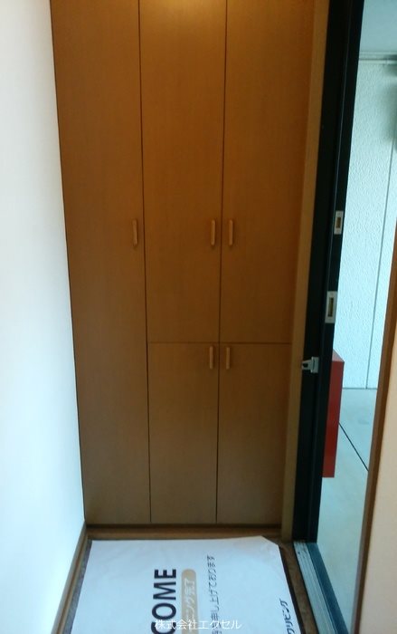 玄関　シューズボックス付き。