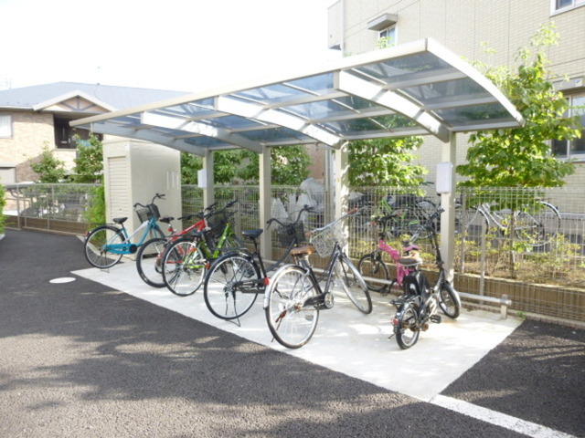 その他　屋根付き駐輪場