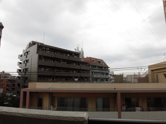 眺望　4階バルコニーからの眺望です。
