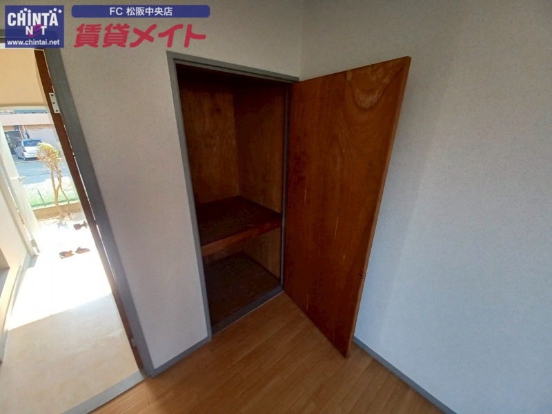 収納　同物件別部屋の写真