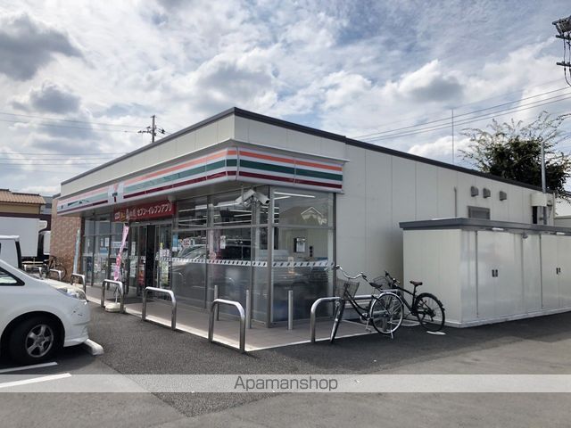 コンビニ　セブンイレブン（コンビニ）まで769m