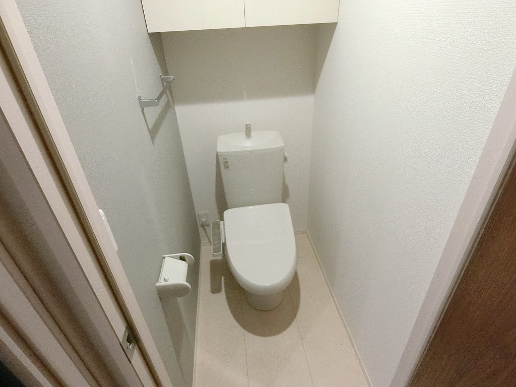 トイレ　もちろんウォシュレット完備