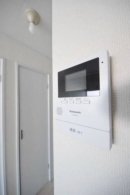 セキュリティ　モニター付きインターホン