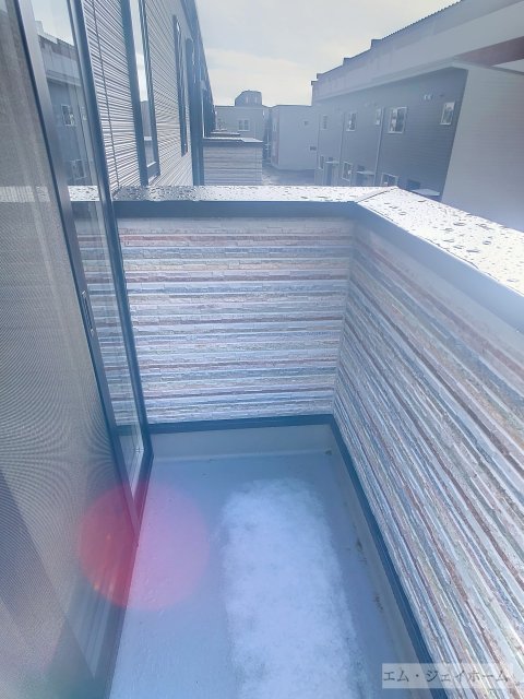 バルコニー　建築中