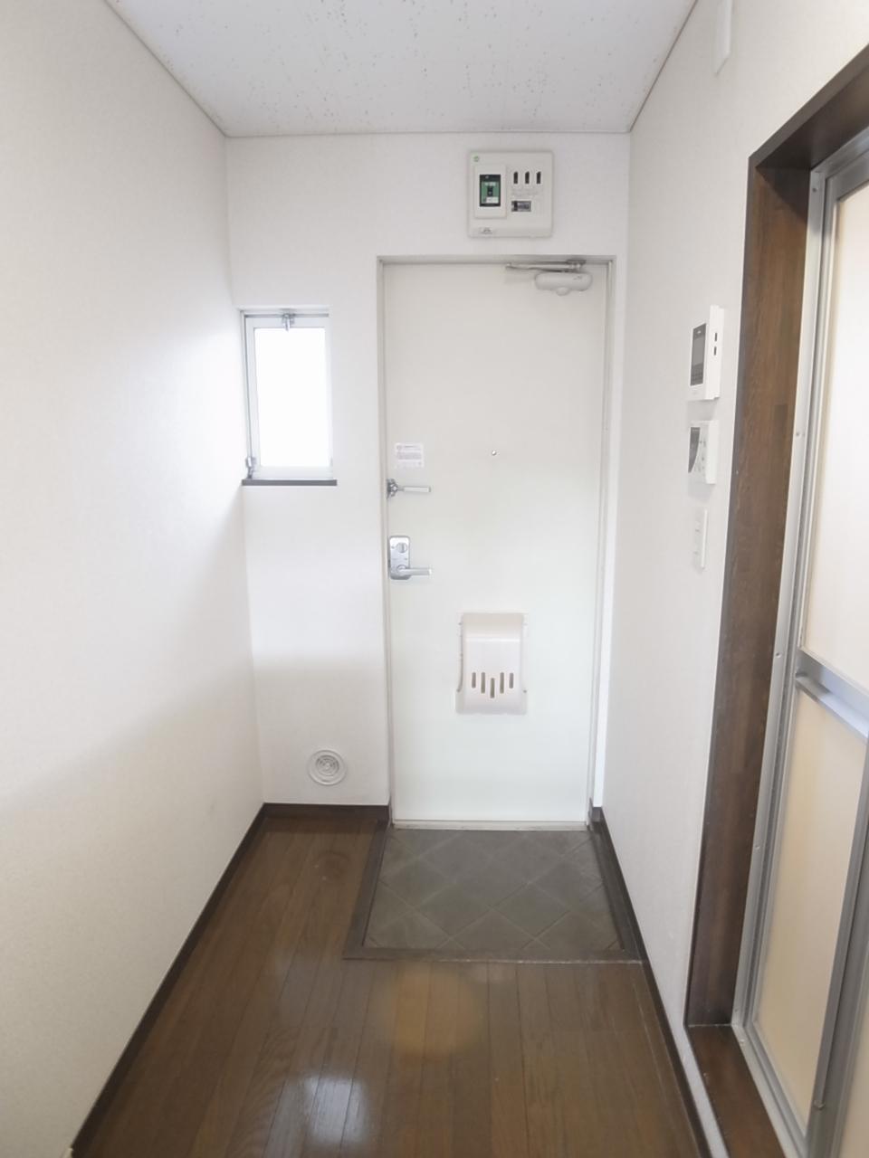 玄関　お好きなシューズボックスが設置できます。