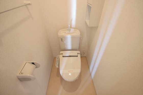 トイレ　※別部屋の写真です