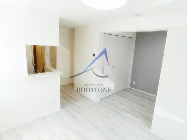 居室・リビング　洋室のお部屋です。