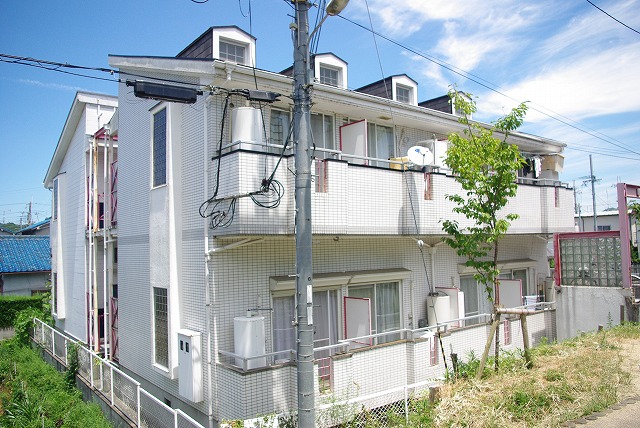 建物外観　しっかりとした外観スペースです。