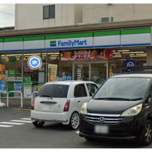 コンビニ　ファミリーマート瑞穂浮島町店（コンビニ）まで127m