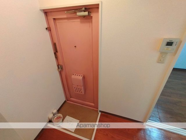 平和ガーデンおしゃれ館の玄関写真