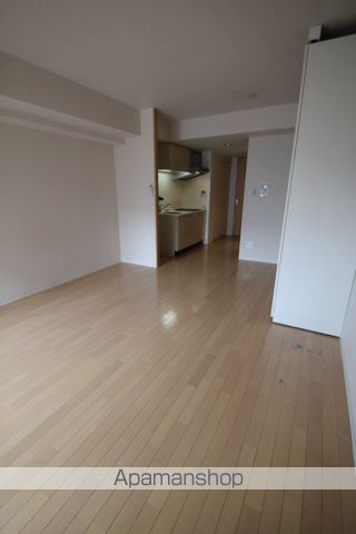 エル・セレーノ上本町レジデンスの居間写真