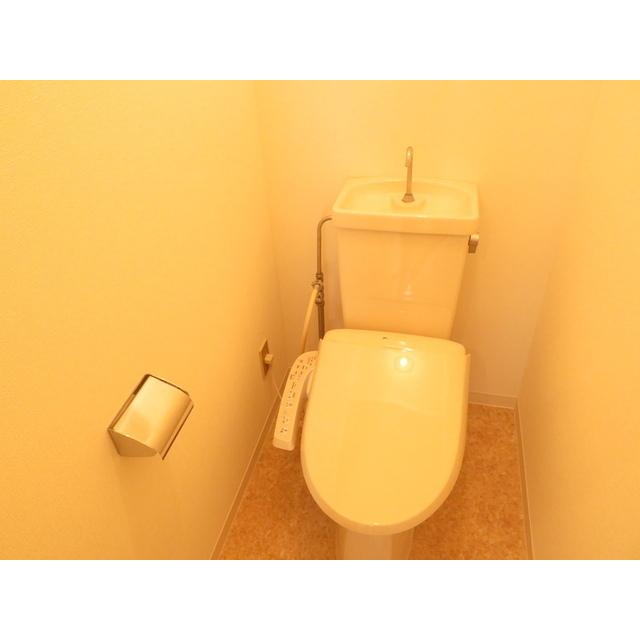 トイレ　※別のお部屋の同タイプの間取りの写真です