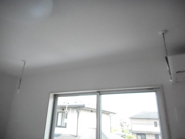 その他設備　室内物干し