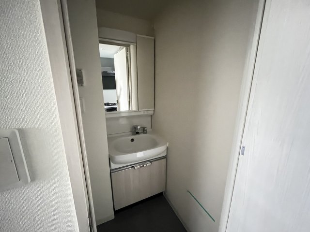 洗面設備　使いやすい洗面所です