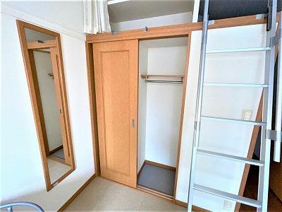レオパレスニューオンリーIの内装写真
