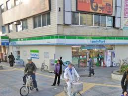 コンビニ　ファミリーマート野田駅前店（コンビニ）まで215m
