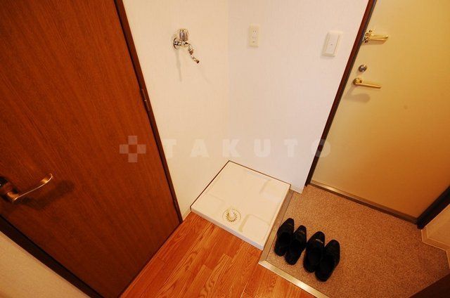 エイペックス大手通の玄関写真