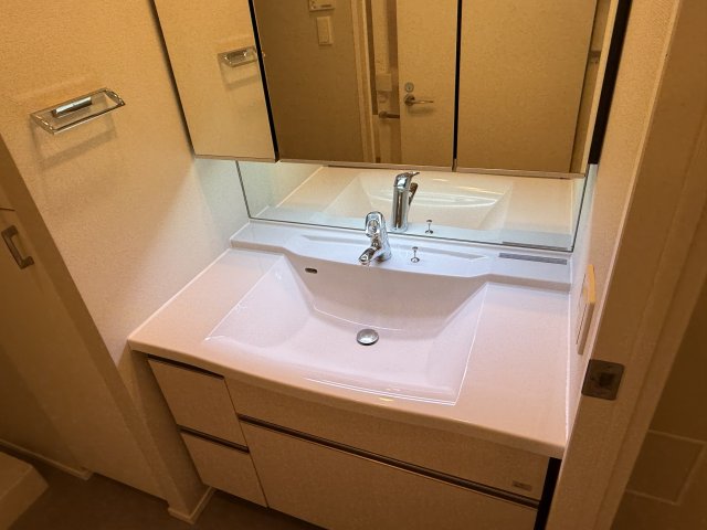 洗面設備　同建物別室参考写真