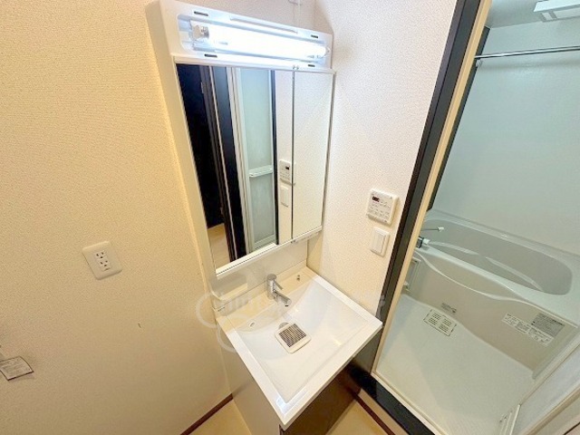地下鉄今里筋線 瑞光四丁目駅 徒歩6分 3階建 築11年の内装写真