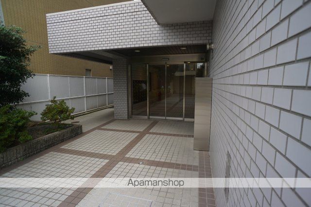 マンションオカザワの外観写真