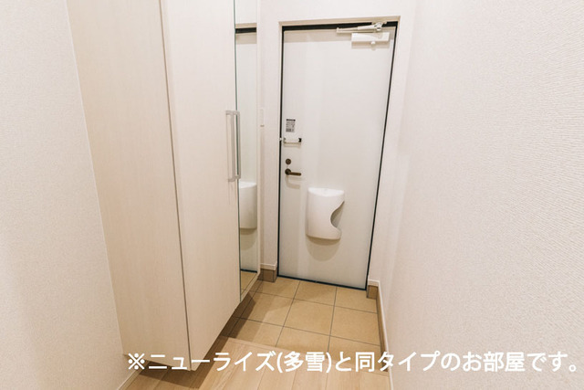 アンジュCの玄関写真