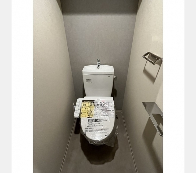 リヴェント難波ウエストのトイレ写真