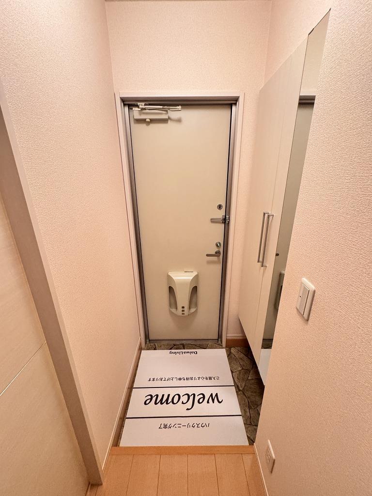 玄関　別のお部屋のお写真です