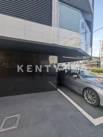 エントランス　清潔なエントランスです