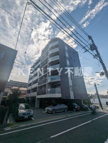 建物外観　外観は落ち着いています