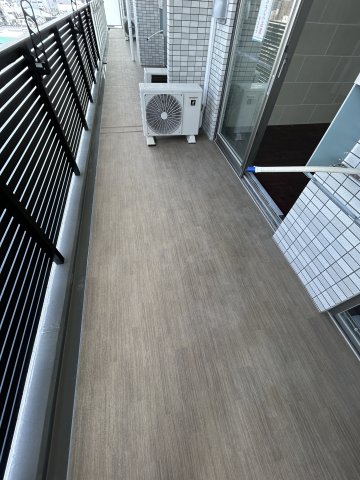 バルコニー　広々としたバルコニーです