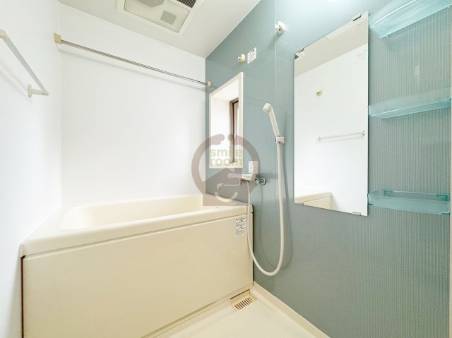 地下鉄長堀鶴見緑地線 ドーム前千代崎駅 徒歩4分 9階建 築21年の風呂写真