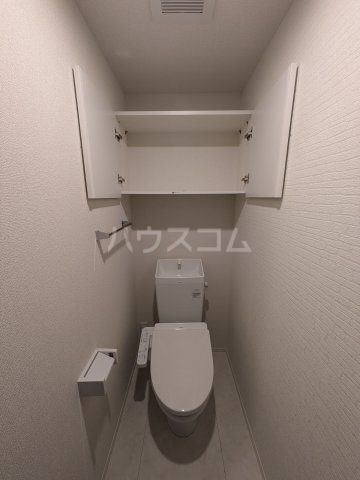 グラナーデ東葛西のトイレ写真