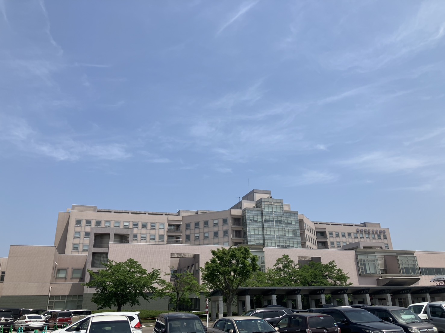 病院　新潟県立中央病院（病院）まで600m