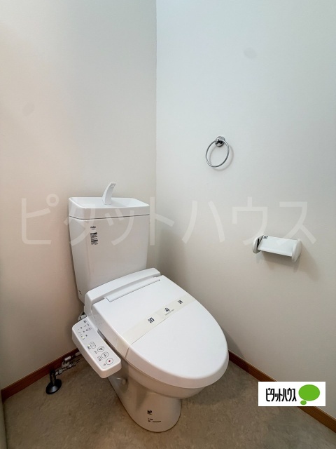 トイレ　温水洗浄便座です！