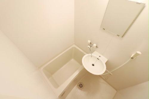 バス・シャワールーム　浴室乾燥機で雨や雪の日でもらくらくお洗濯！