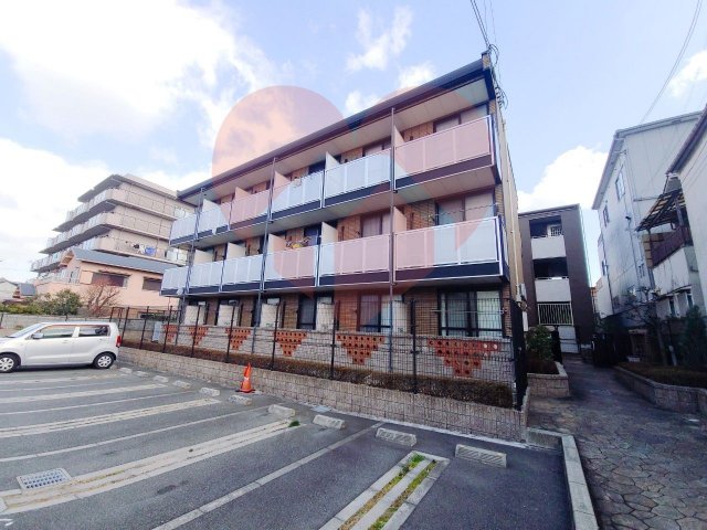 堺市西区浜寺船尾町西のマンションの建物外観
