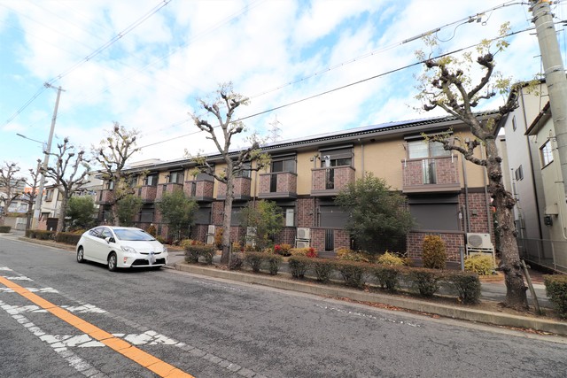建物外観　クリエ西山本
