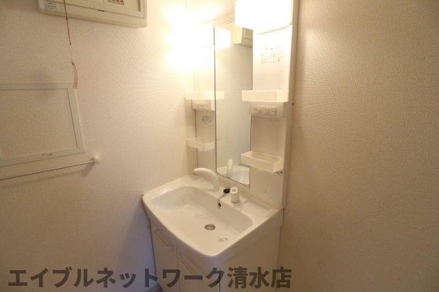 洗面設備　同物件同タイプ