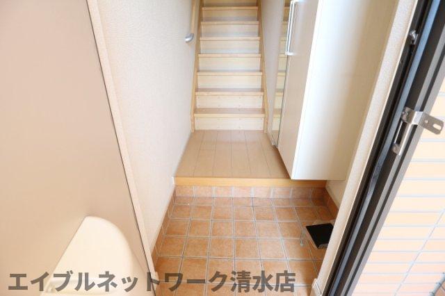 玄関　同物件同タイプ