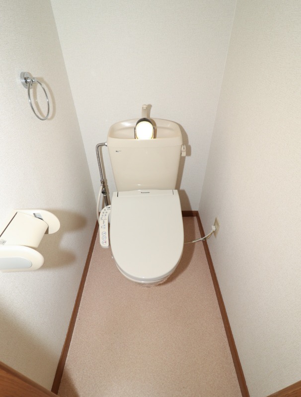 トイレ　図面と現状に相違がある場合には現状を優先