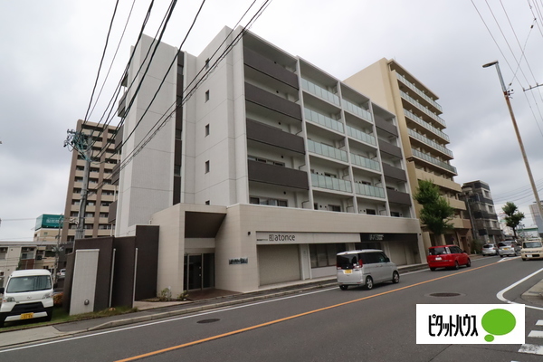 名古屋市中区松原のマンションの建物外観