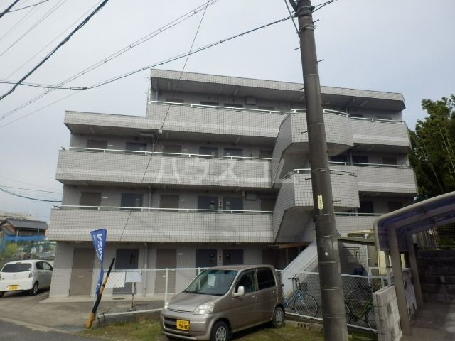 名古屋市天白区平針のマンションの建物外観