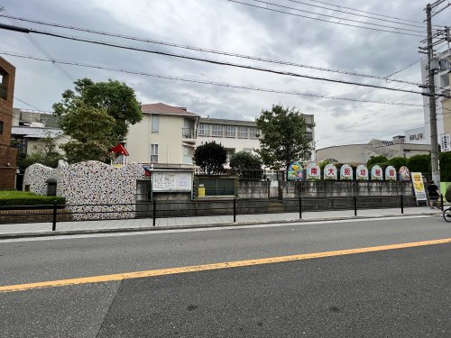 【大阪市西成区潮路のマンションの幼稚園・保育園】