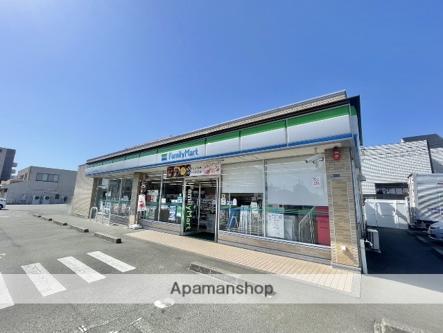 コンビニ　ファミリーマート沼津沼北町店（コンビニ）まで718m