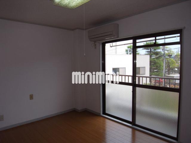 居室・リビング　日当たり良好です