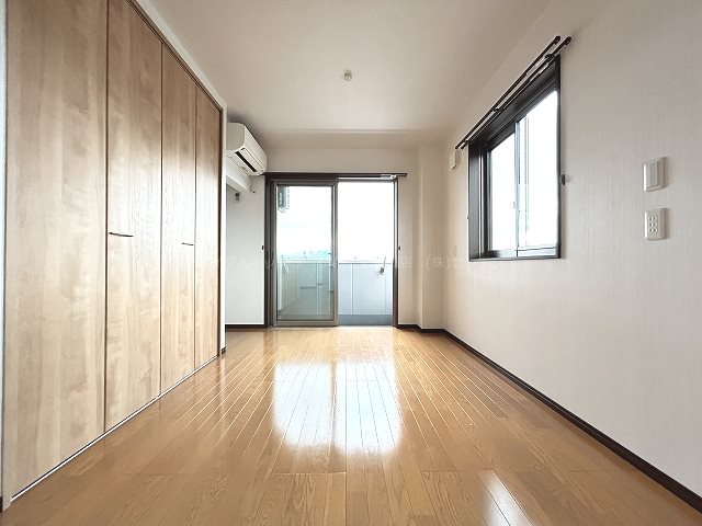 居室・リビング　画像は622号室です（参考）