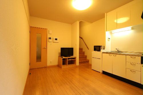 居室・リビング　１Fはフローリング仕様