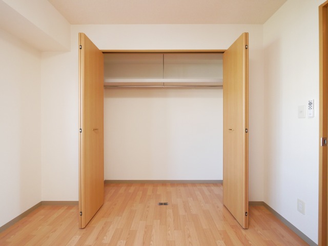 収納　壁一面の大型クローゼットです！