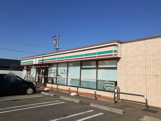 コンビニ　セブンイレブン　前飛保店（コンビニ）まで280m